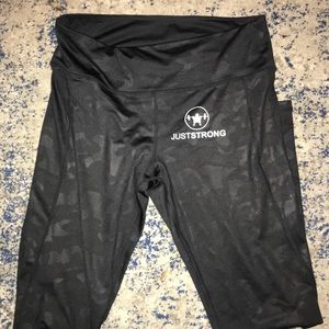 Just strong black camo leggings